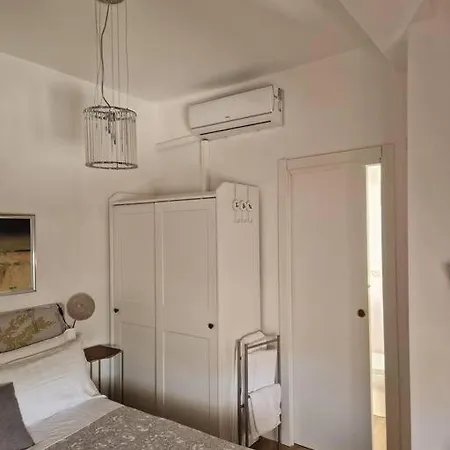 Brasil Mini Casa ,bagno E Angolo Cottura. * Ladispoli